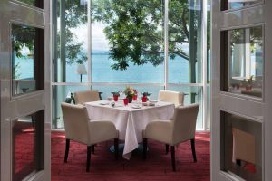 Beau-Rivage-Neuchatel-RestaurantTerasse