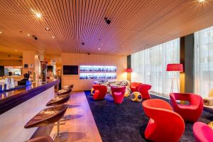 Destination-Management-Lucerne-Hotel-Radisson-Blu-Bar