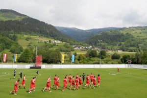 Pre-Season-Switzerland-Graubünden-Laax-Signina-28