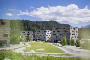 Pre-Season-Switzerland-Graubünden-Laax-rocksresort-4